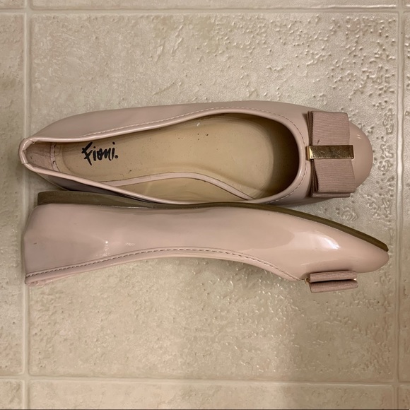 Ballet Flats - Picture 5 of 6